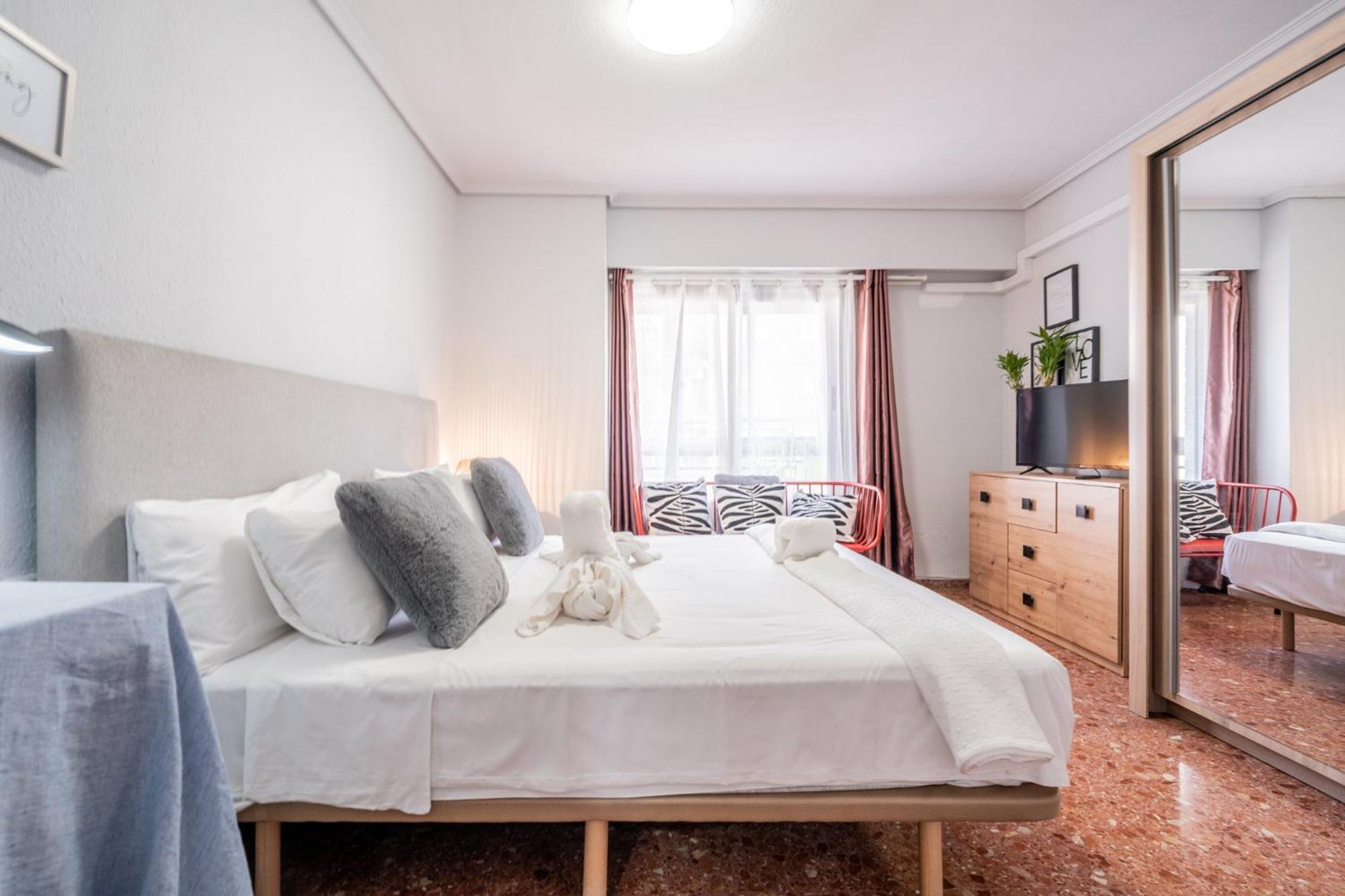 Apartamento Familiar En Avenida Del Puerto Валенсія Екстер'єр фото
