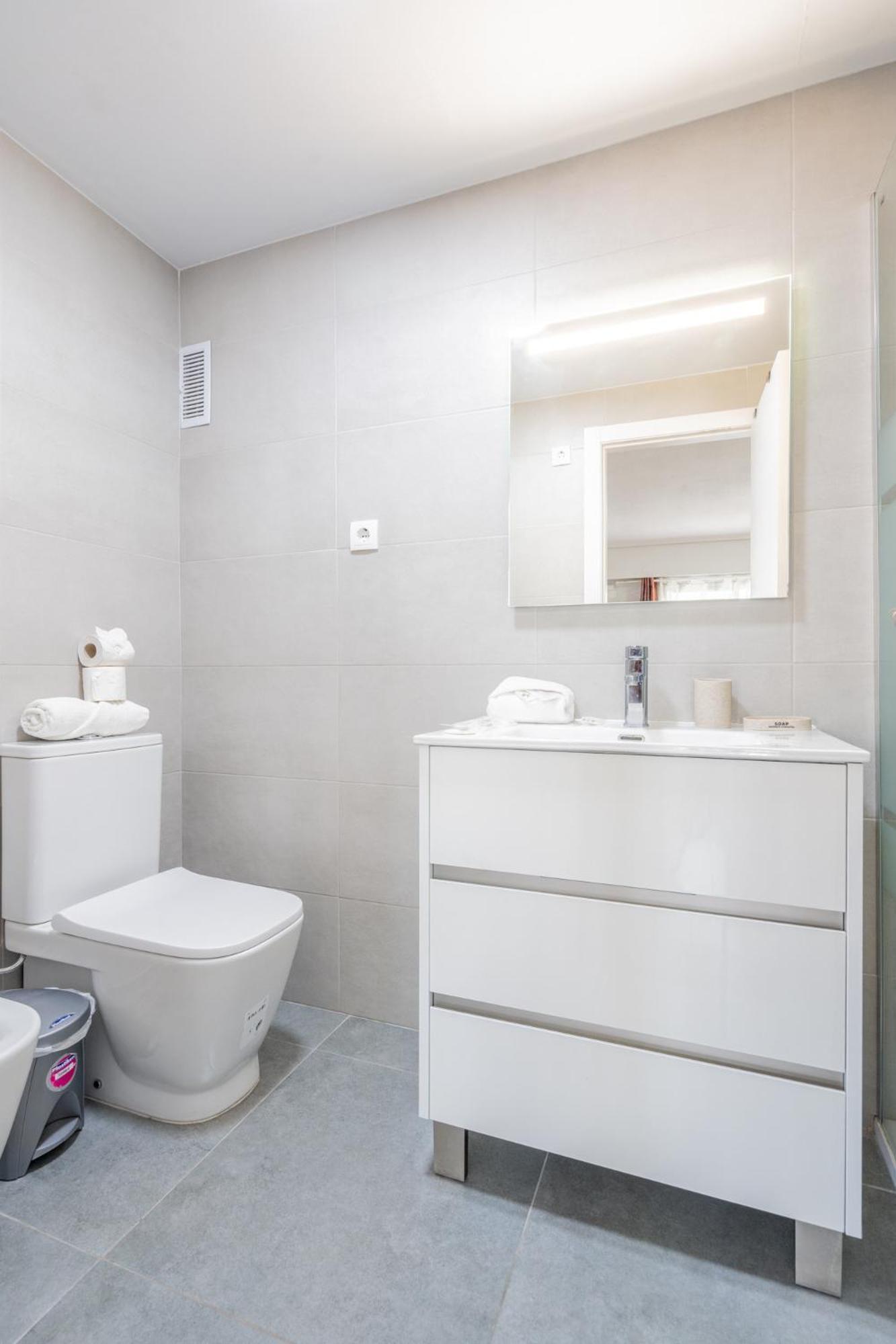 Apartamento Familiar En Avenida Del Puerto Валенсія Екстер'єр фото