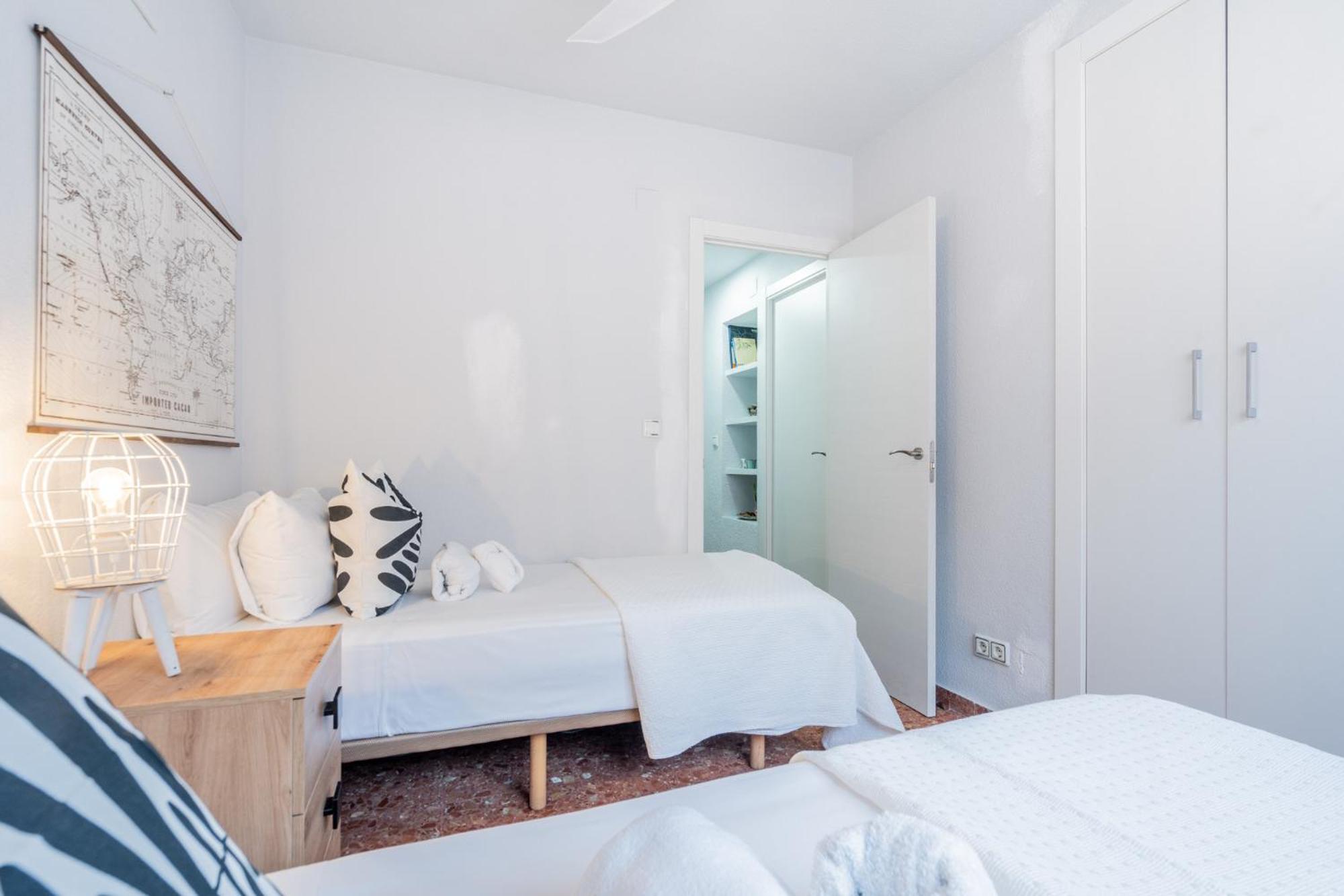 Apartamento Familiar En Avenida Del Puerto Валенсія Екстер'єр фото